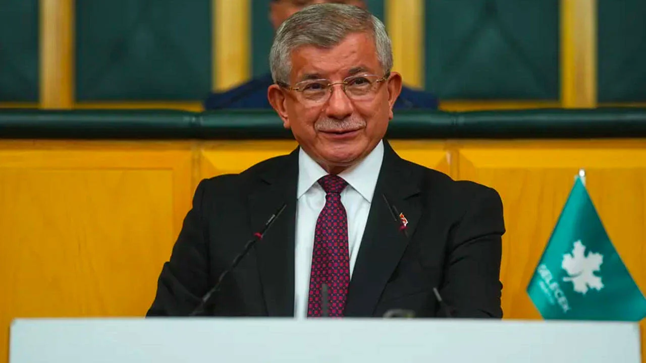 Gelecek Partisi resmen feshedildi