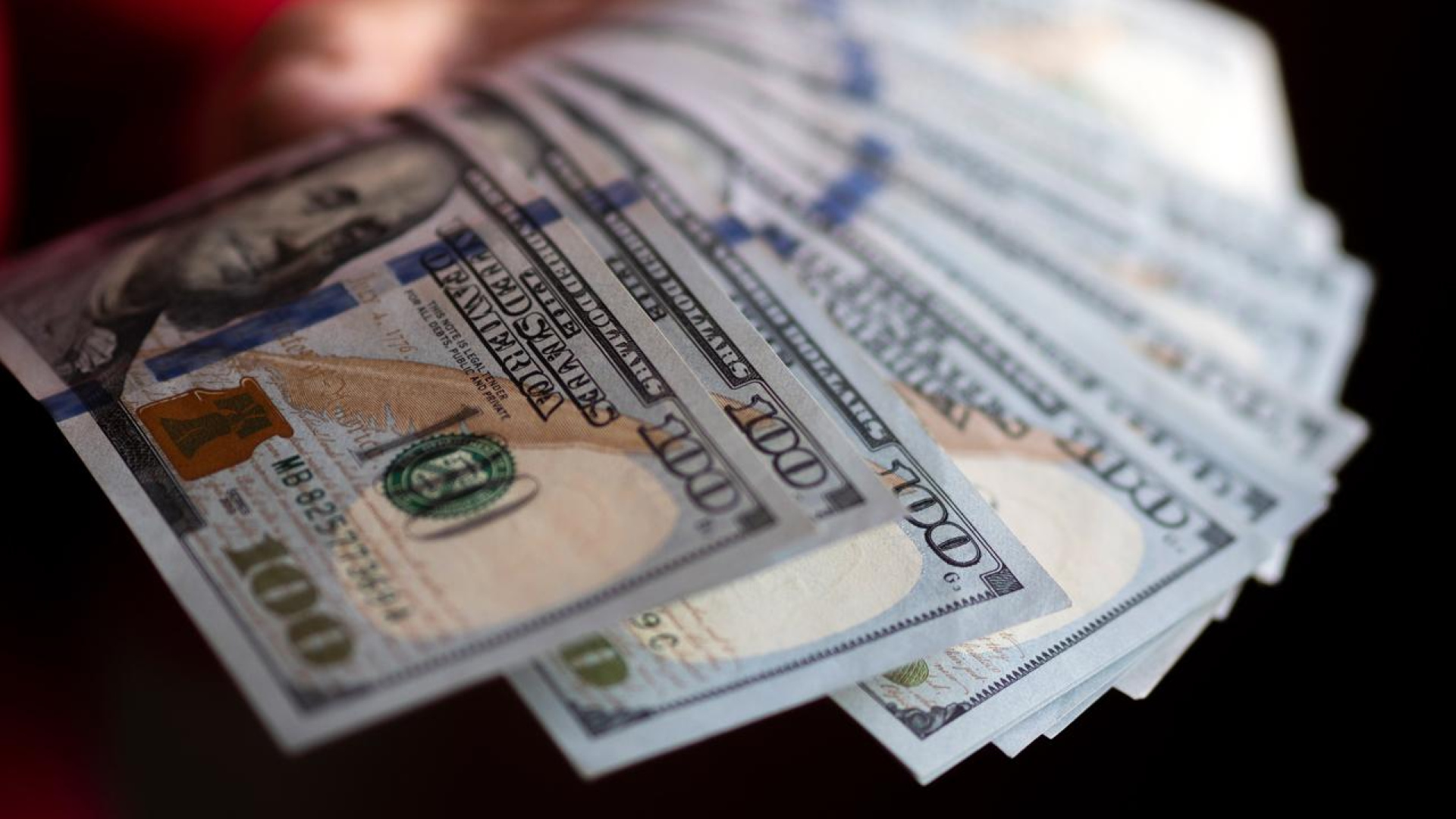 Döviz mevduatlarında 3 milyar dolarlık artış
