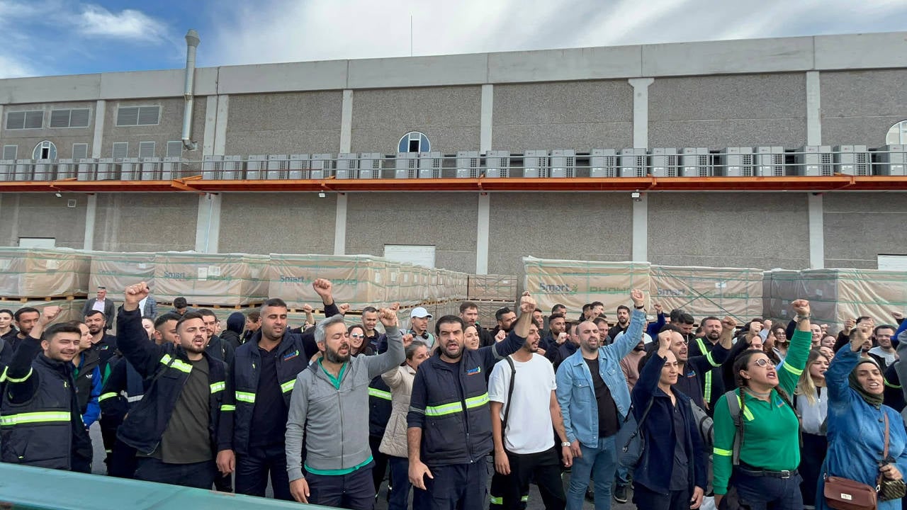 Smart Solar'da direniş çadırı kuruldu: "Talepler karşılanana dek mücadele sürecek”