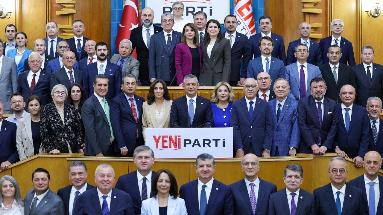 YENİ Parti vekilleri yeni yasama yılı için toplanıyor