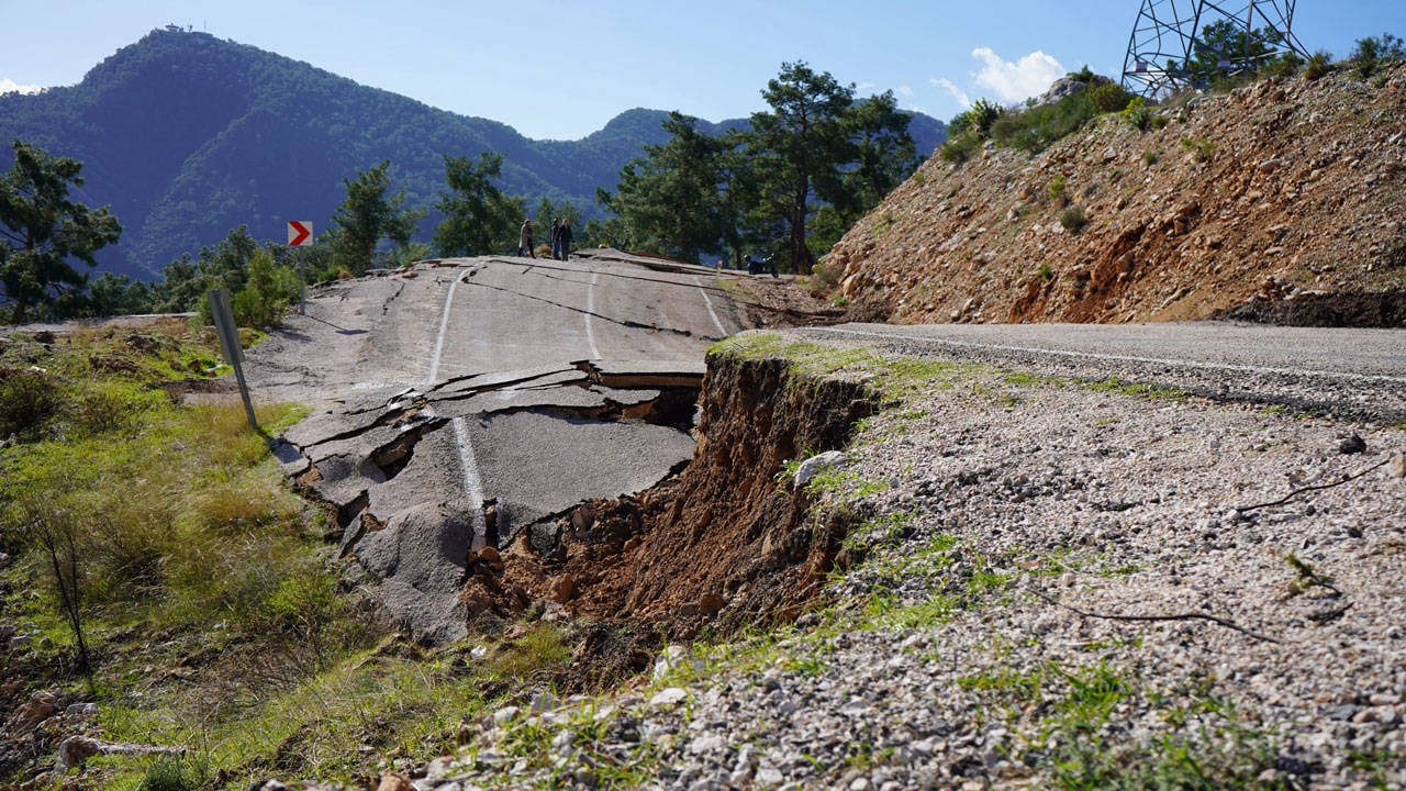 Türkiye'de meteorolojik afetler 20 yılda 2 kattan fazla arttı: İlk sırada sel var
