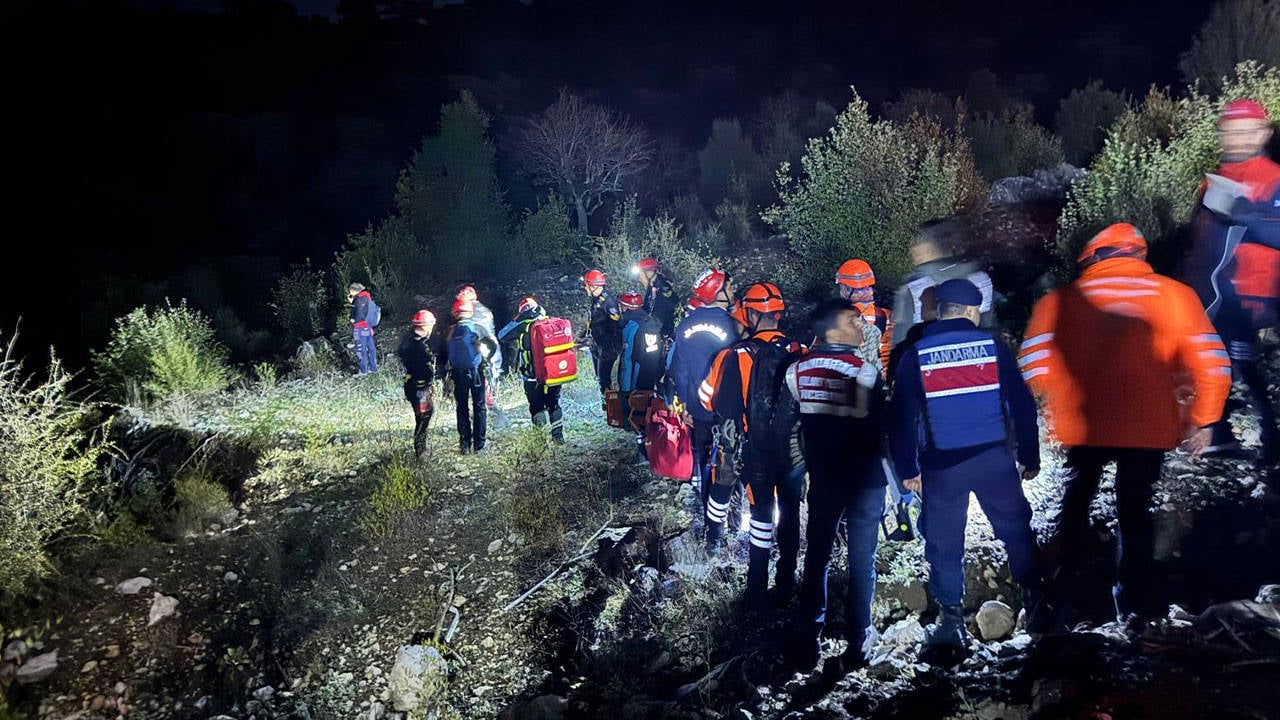 İHH ekibi Isparta'da kayboldu: 1 ölü, 13 kayıp