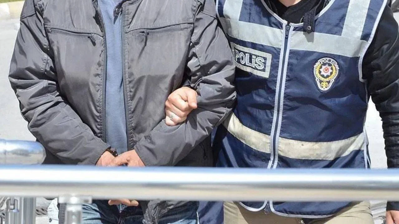 Diyarbakır'da evli olduğu kadını öldüren erkek tutuklandı
