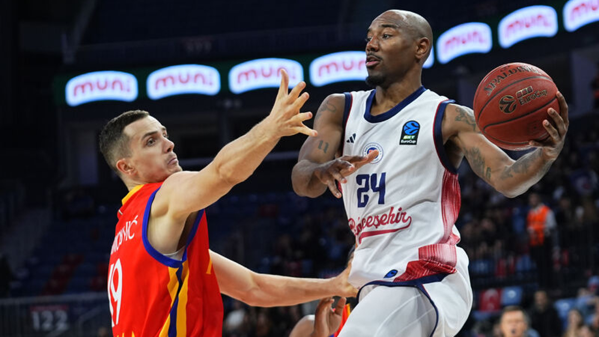 Bahçeşehir Koleji, EuroCup'a galibiyetle başladı!