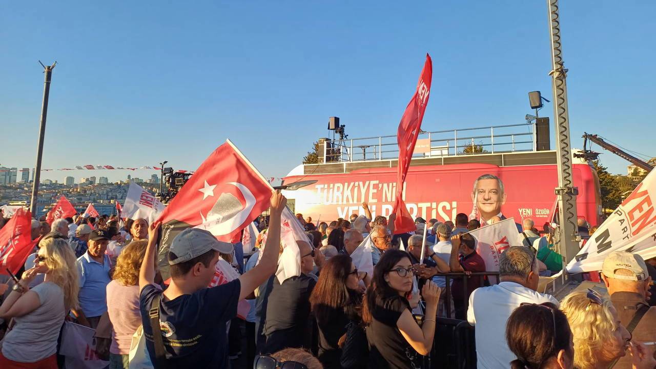 YENİ Parti'nin Üsküdar mitingi: Yurttaşlar iradesine sahip çıkıyor