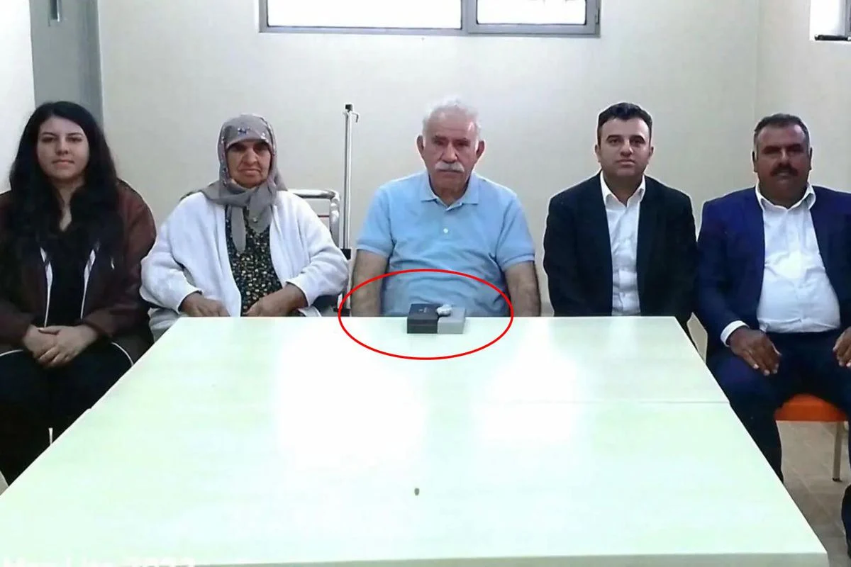Öcalan'ın aile ziyaretindeki kasadaki kutuların sırrı ortaya çıktı