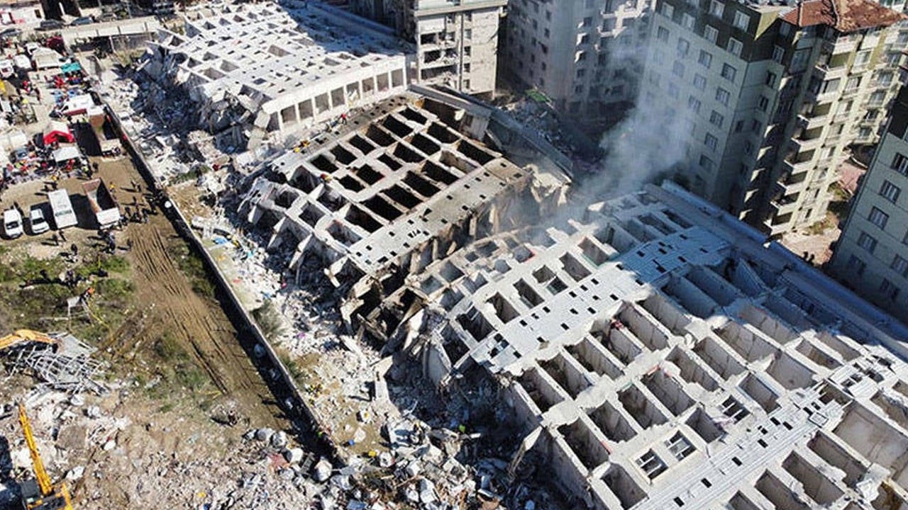 270 kişinin öldüğü Rönesans Rezidans davası: ''Olası kast'' talebi bir kez daha reddedildi