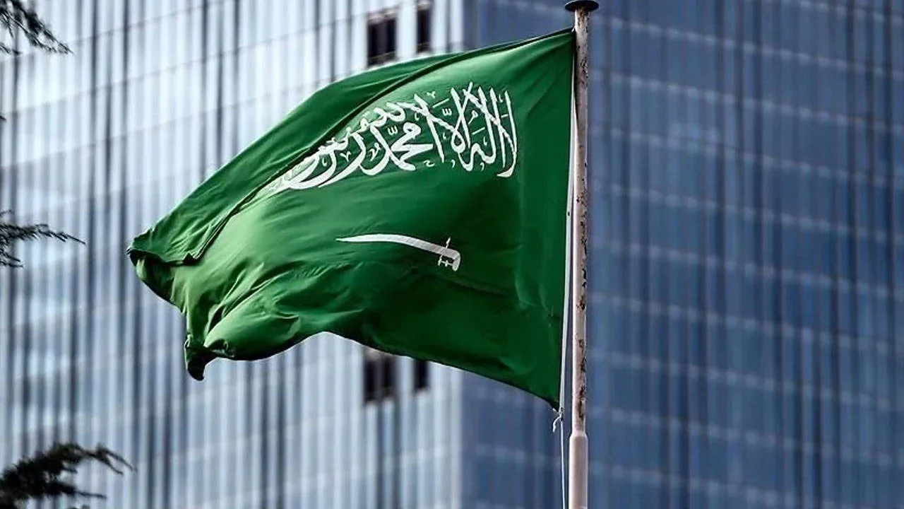 Suudi Arabistan'da 6 nokta için acil durum uyarısı yapıldı