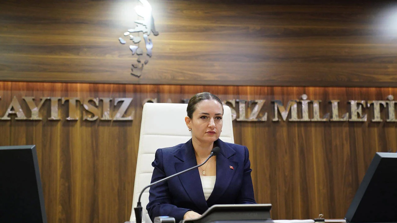 AKP’ye geçeceği iddia edilmişti: Antalya Büyükşehir Belediyesi Başkanvekili’nden açıklama