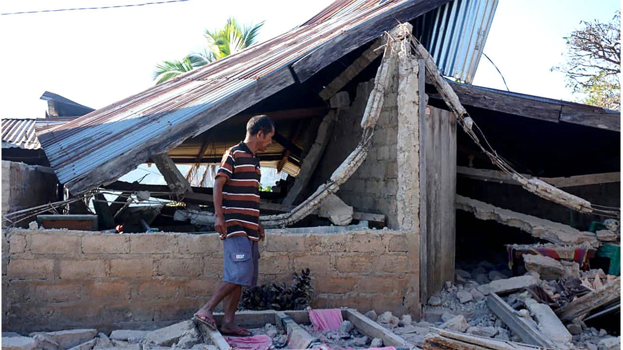 Endonezya 7,7 büyüklüğündeki deprem ile sarsılmıştı: Can kaybı 53'e yükseldi