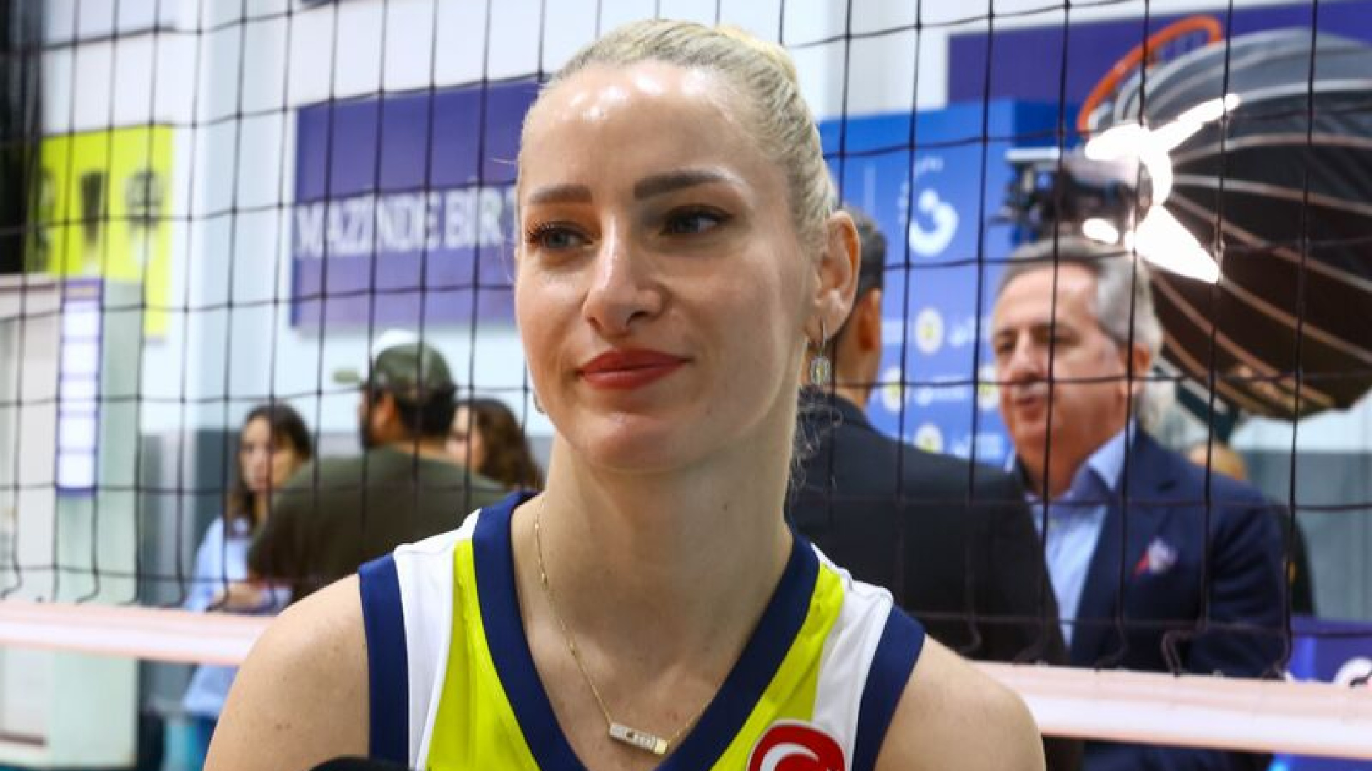 "Fenerbahçe'de forma giymek benim için şeref"