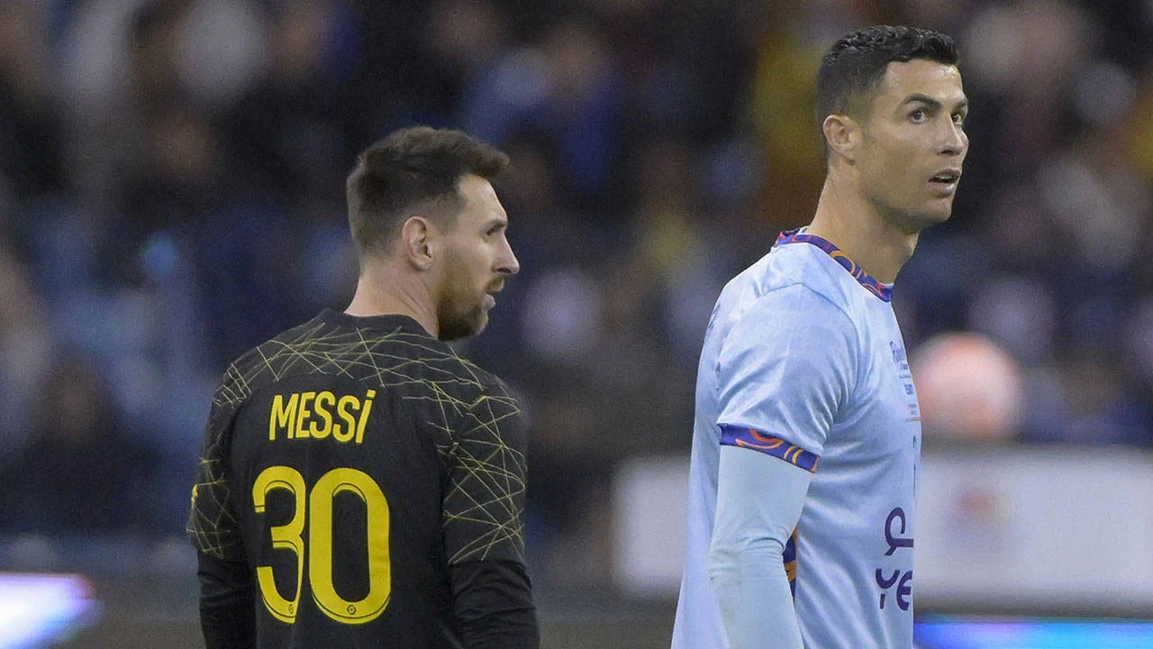 Cristiano Ronaldo'dan milli takım kariyerini noktalayan Messi'ye mesaj