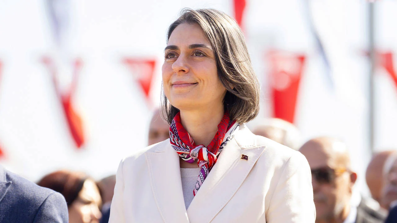 Sinem Dedetaş: "Yarım sevinebiliyoruz çünkü içeride çalışma arkadaşlarımız var"