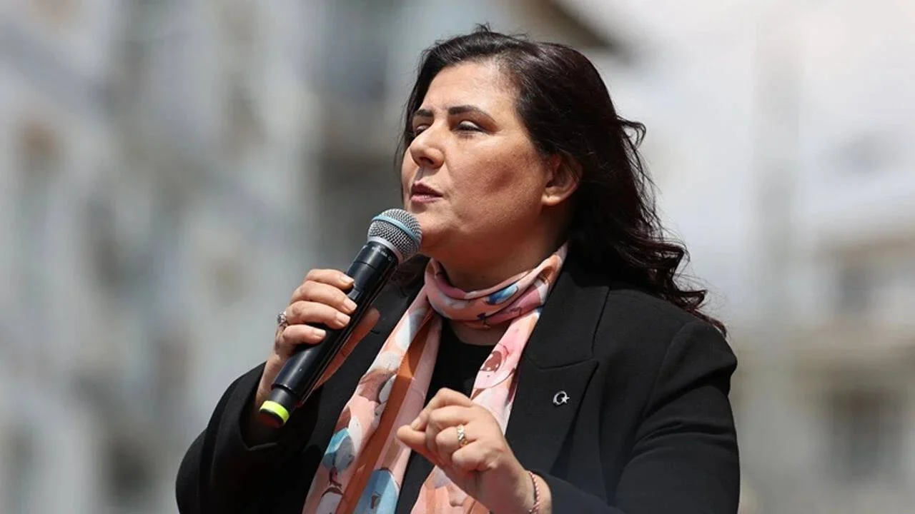 CHP'den AKP'ye geçmişti: Özlem Çerçioğlu'ndan YENİ Parti'ye para cezası