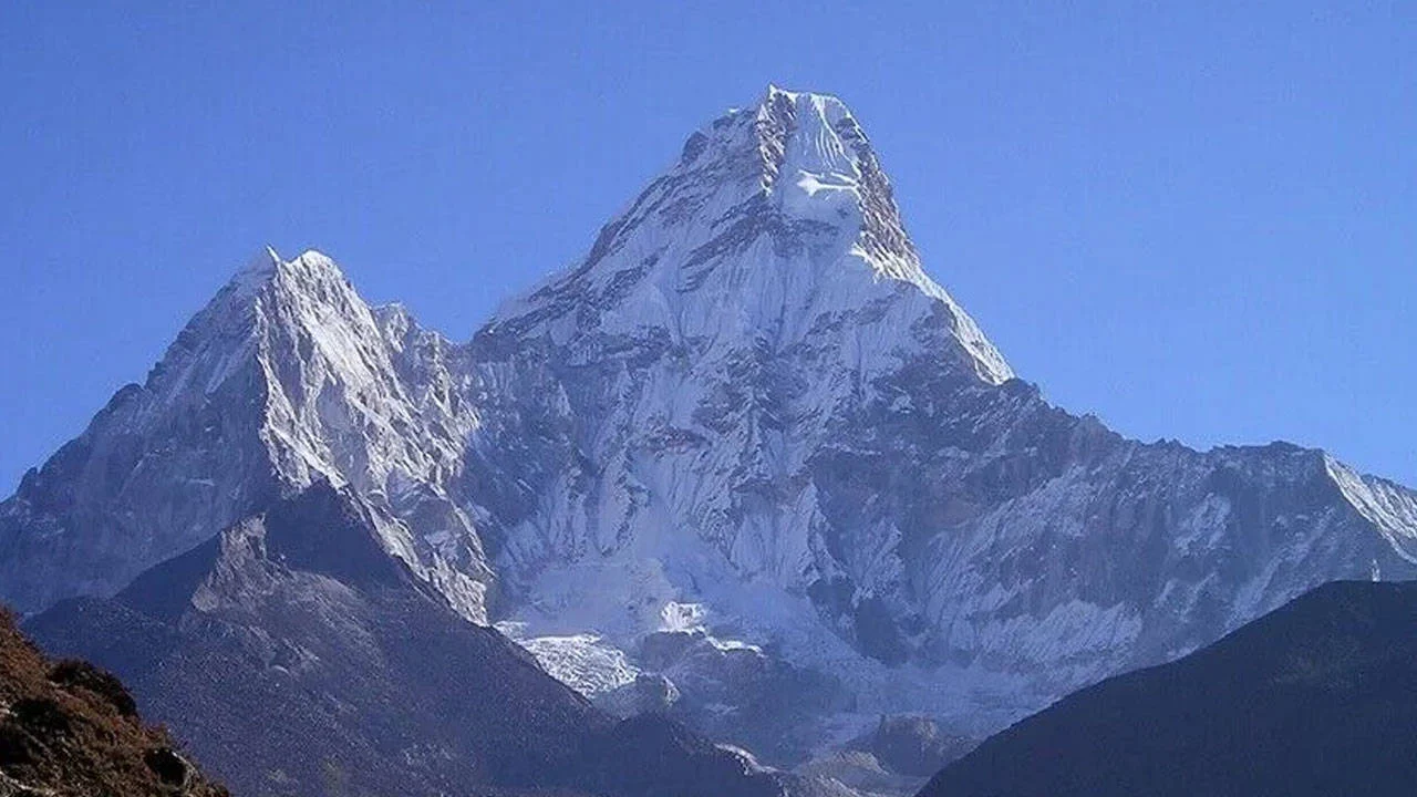 Bilim insanlarından sıra dışı keşif: Dünyanın en yüksek dağı Everest olmayabilir
