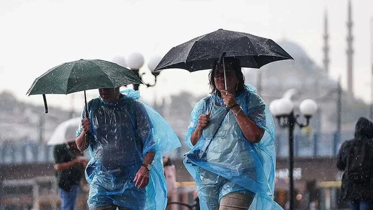 Meteoroloji'den çok sayıda kente uyarı: Kuvvetli gök gürültülü sağanak geliyor