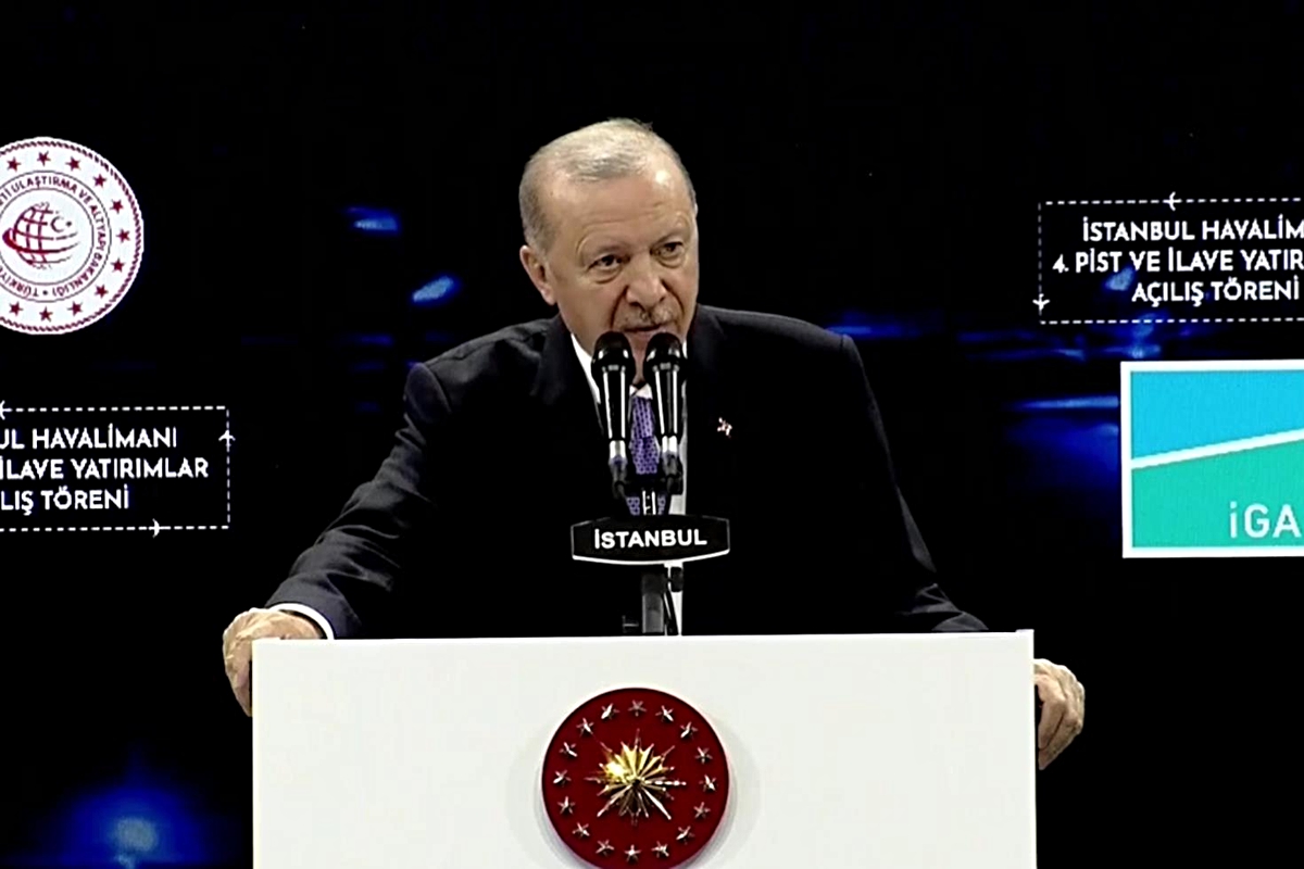 Cumhurbaşkanı Erdoğan: Takoz siyasetiyle gemilerini yüzdürmeye çalışanlar için deniz tükenmiştir