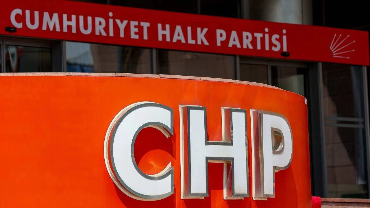 CHP’den Yeni Parti’ye “üye verisi” suçlaması: İstifaya zorluyorlar