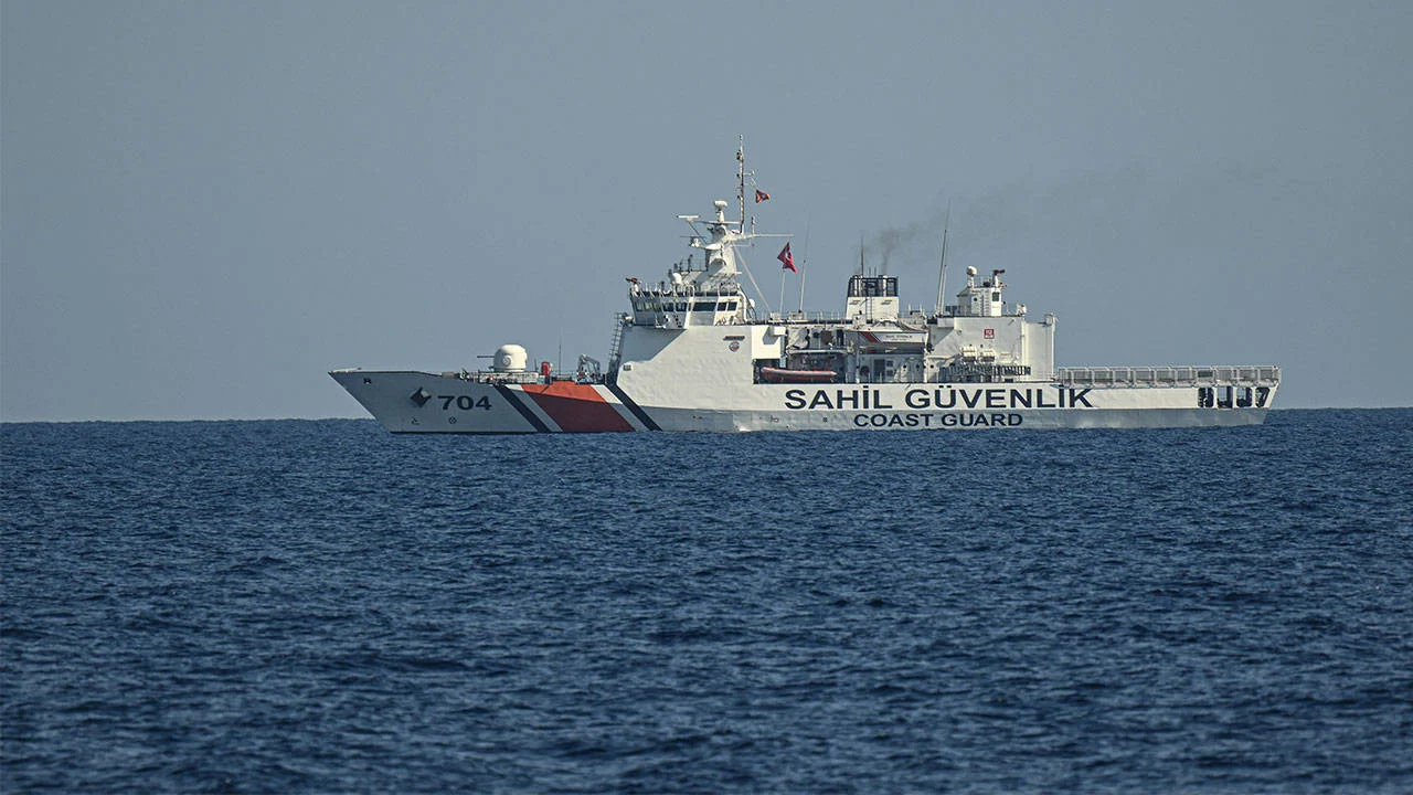 Girne'de batan gemiye ulaşıldı