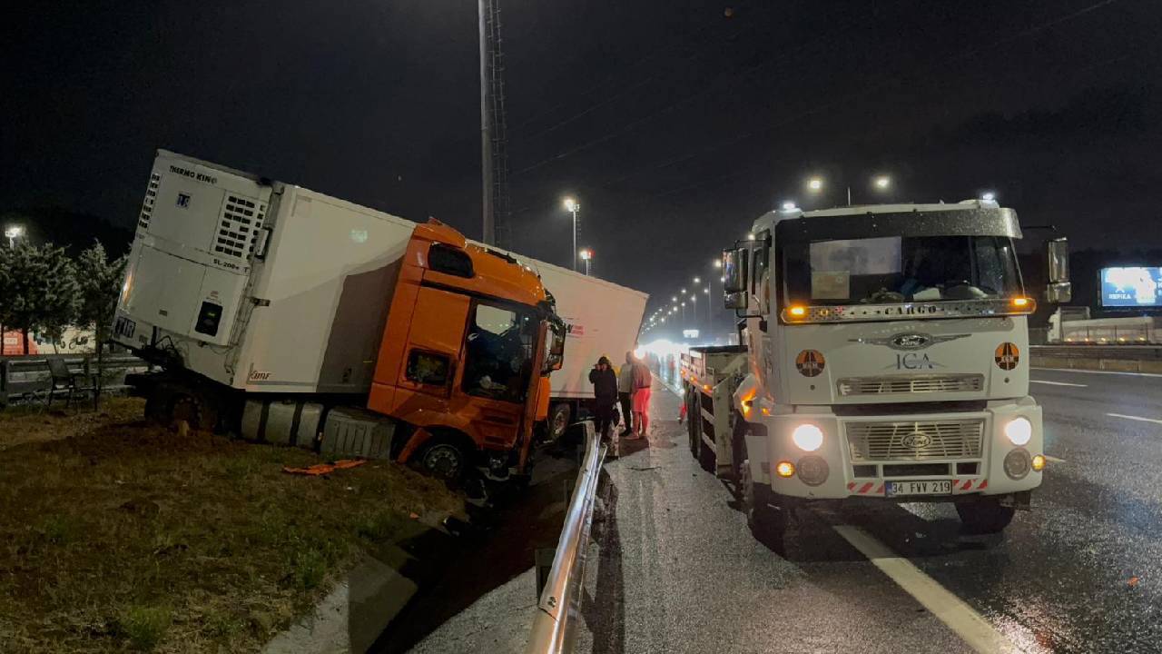 İstanbul'da sağanak etki etti: Birçok kaza meydana geldi