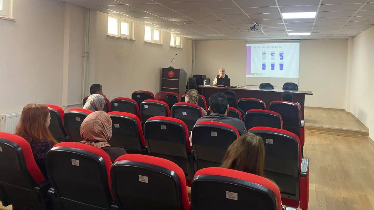 Karaman’da Bağımlılıkla Mücadele Eğitimi Düzenlendi