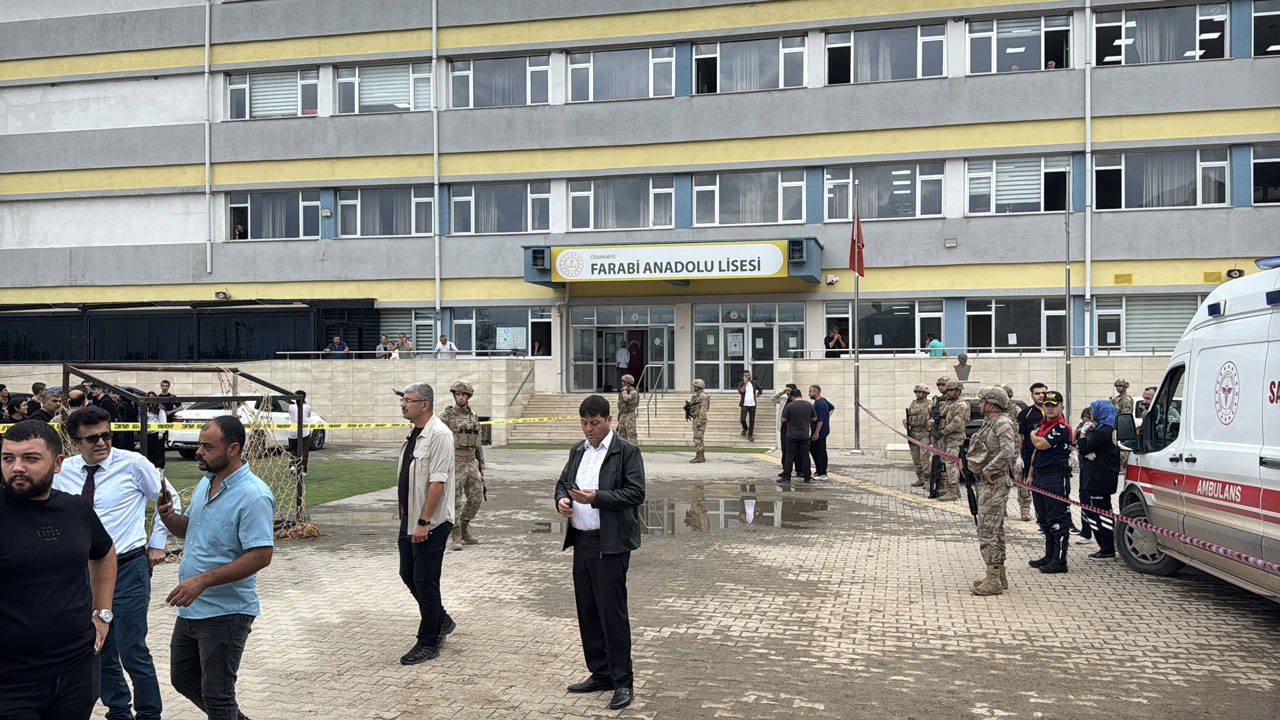Okul bahçesinde öğretmene silahlı saldırı: Yusuf Tekin'den açıklama