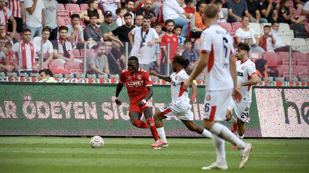 Samsunspor, Erzurum deplasmanında çıkış arayacak