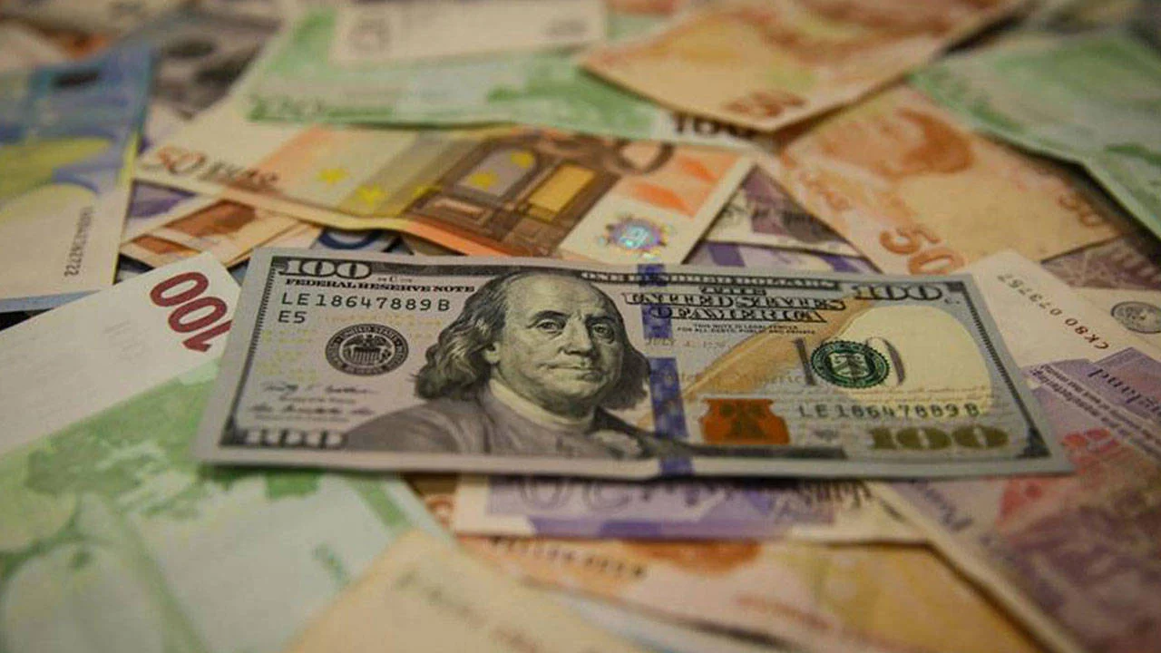 Piyasalarda son durum: Dolar yükseldi, euro geriledi