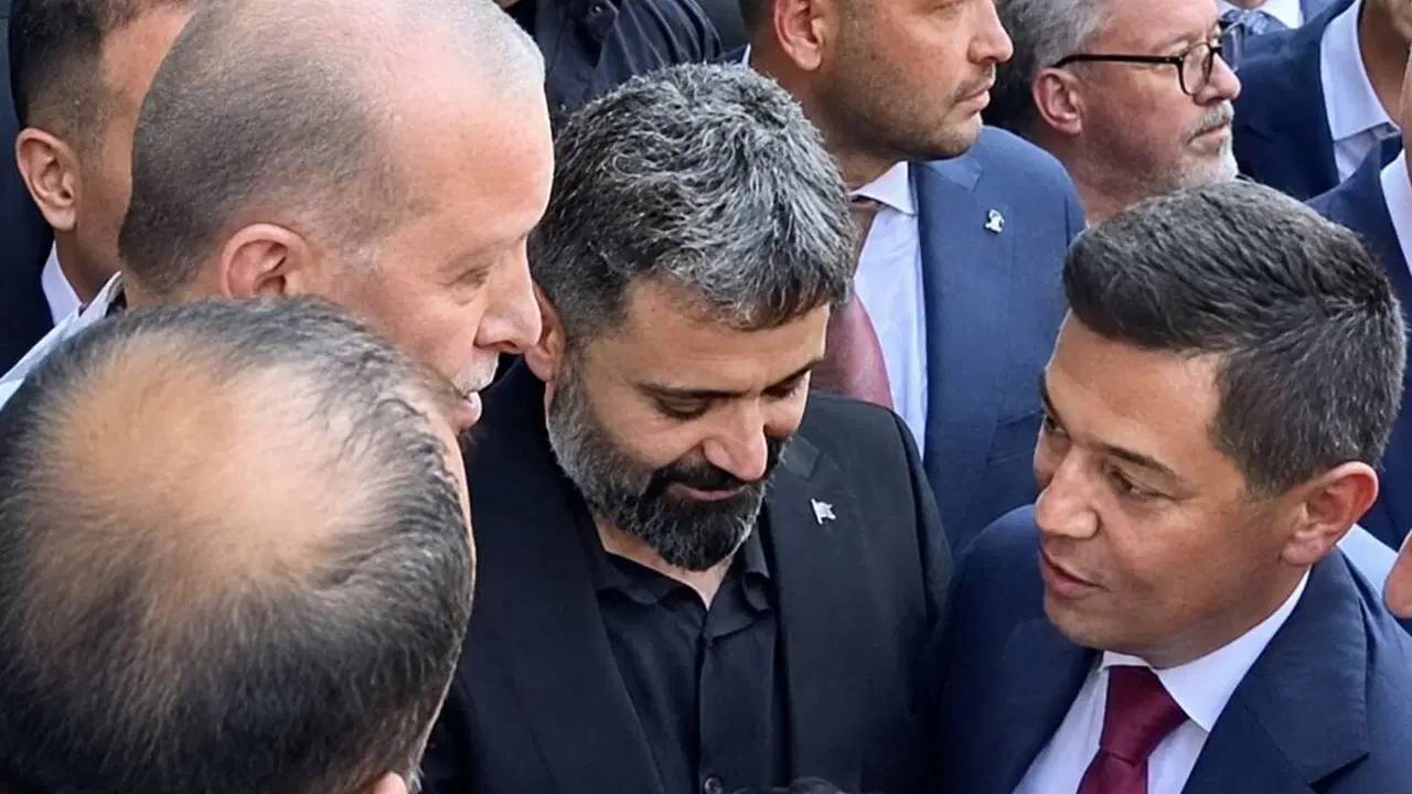 Erdoğan'ın AKP'ye davet ettiği CHP'li belediye başkanı YENİ Parti'ye katılıyor