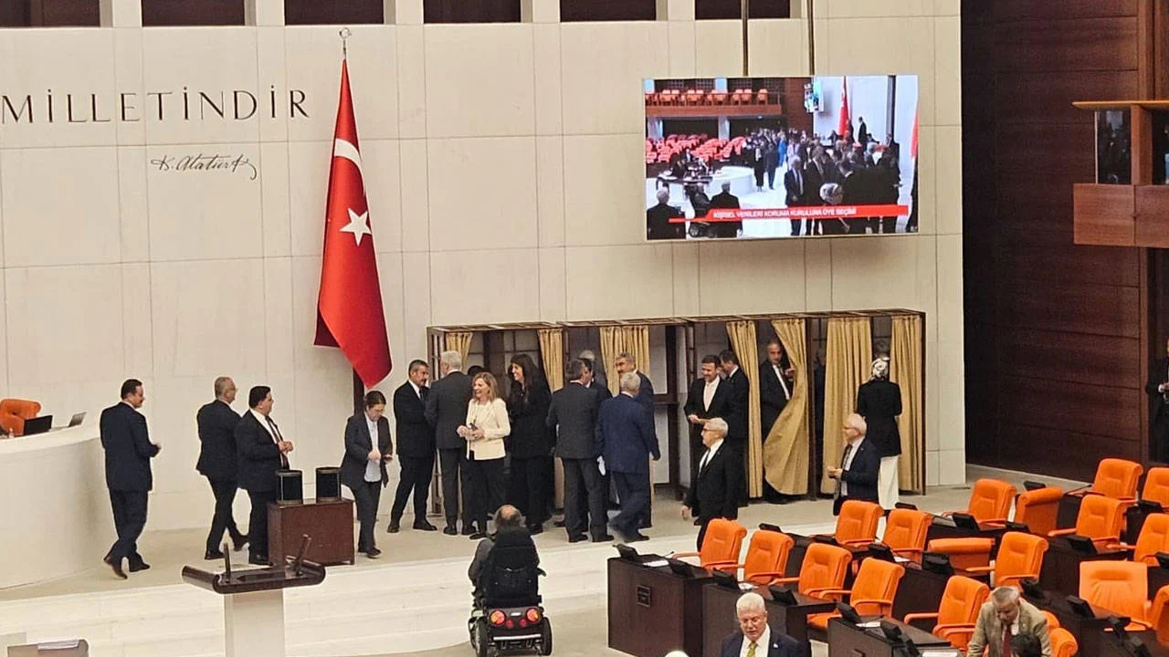 Kişisel Verileri Koruma Kurulu’na iki yeni üye: AKP'nin adayları seçildi