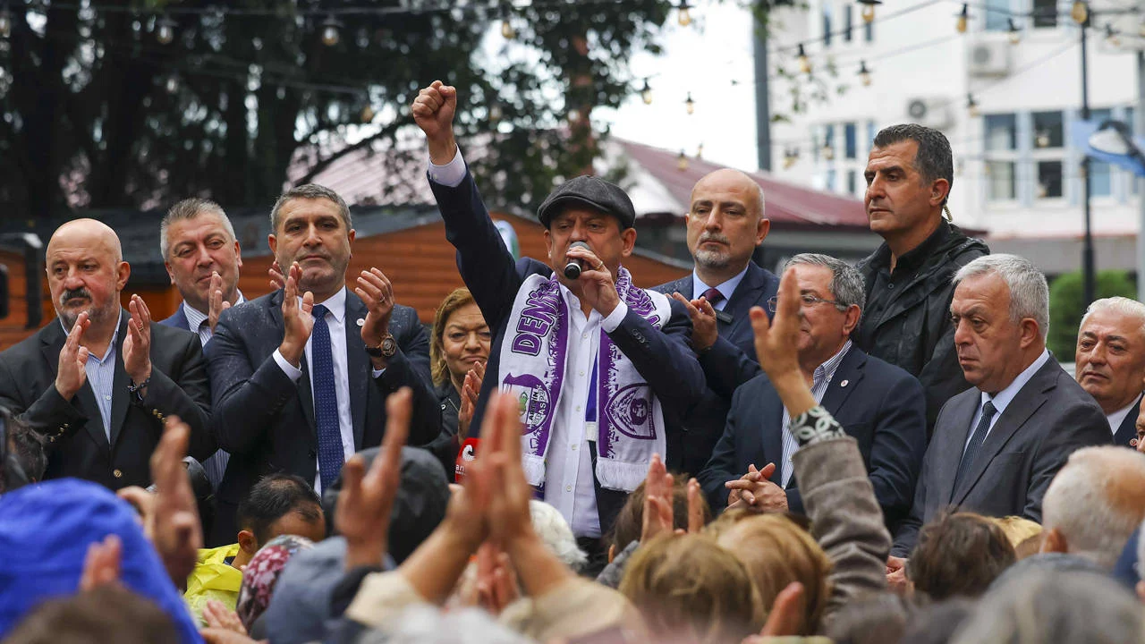 YENİ Parti'de 'mücadele' haftası: Fon vurgunu ve sansür