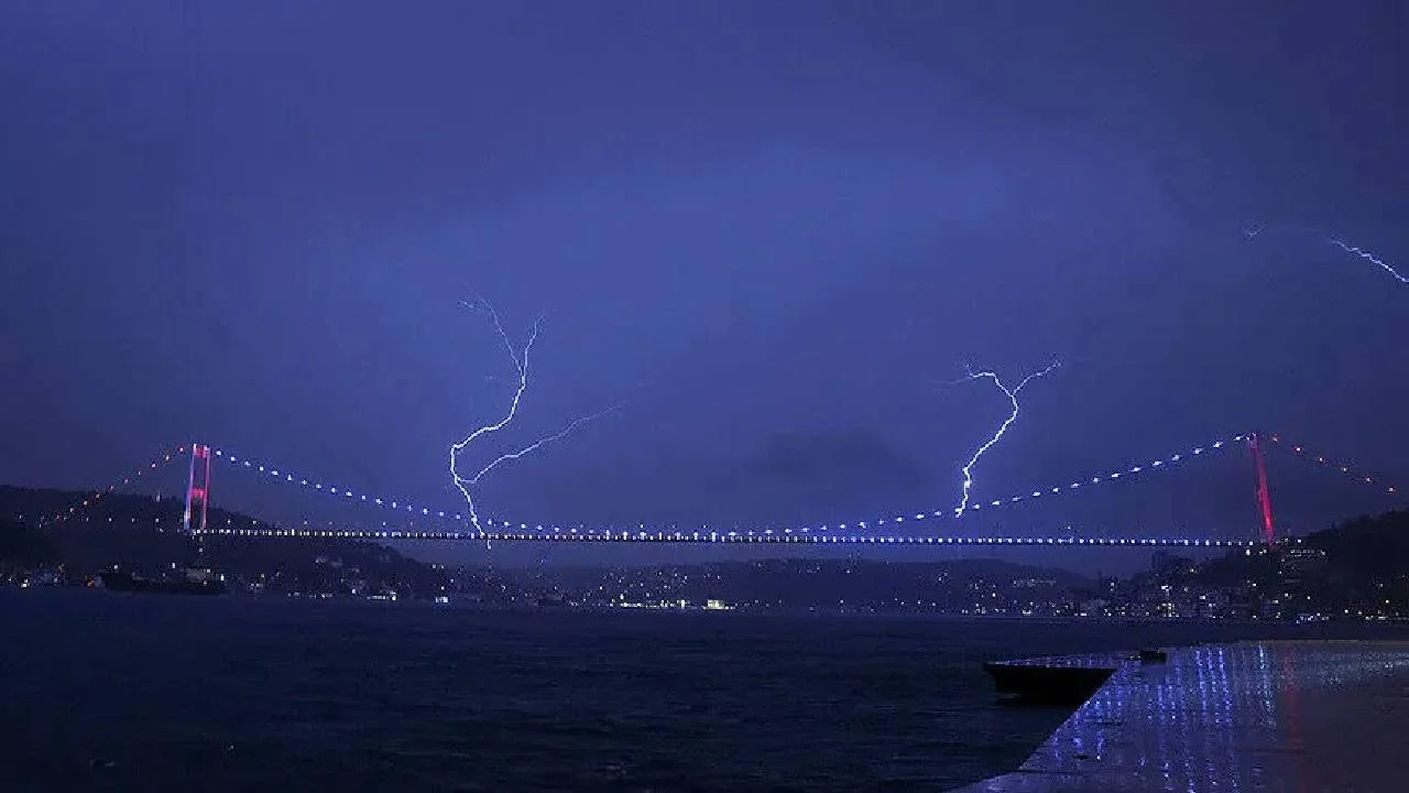 Meteoroloji bütün Marmara'yı uyardı: Kuvvetli yağış bekleniyor
