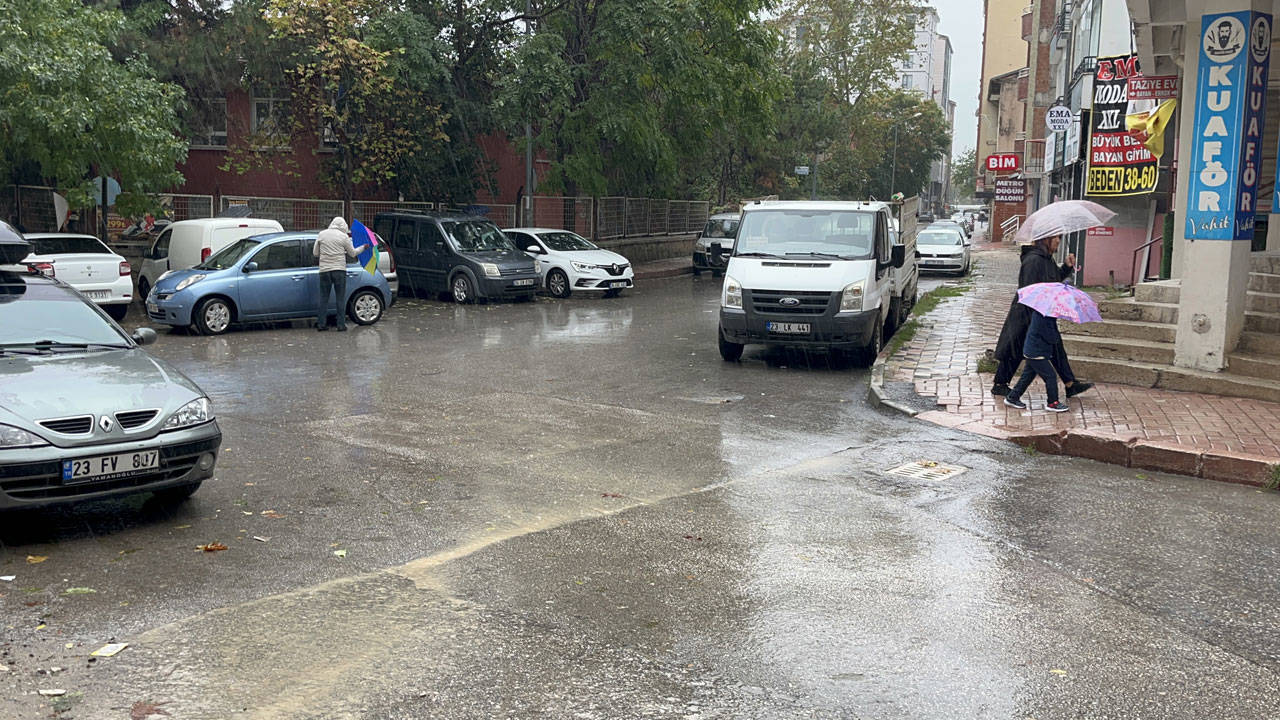 Elazığ’da okullarda eğitime ara verildi