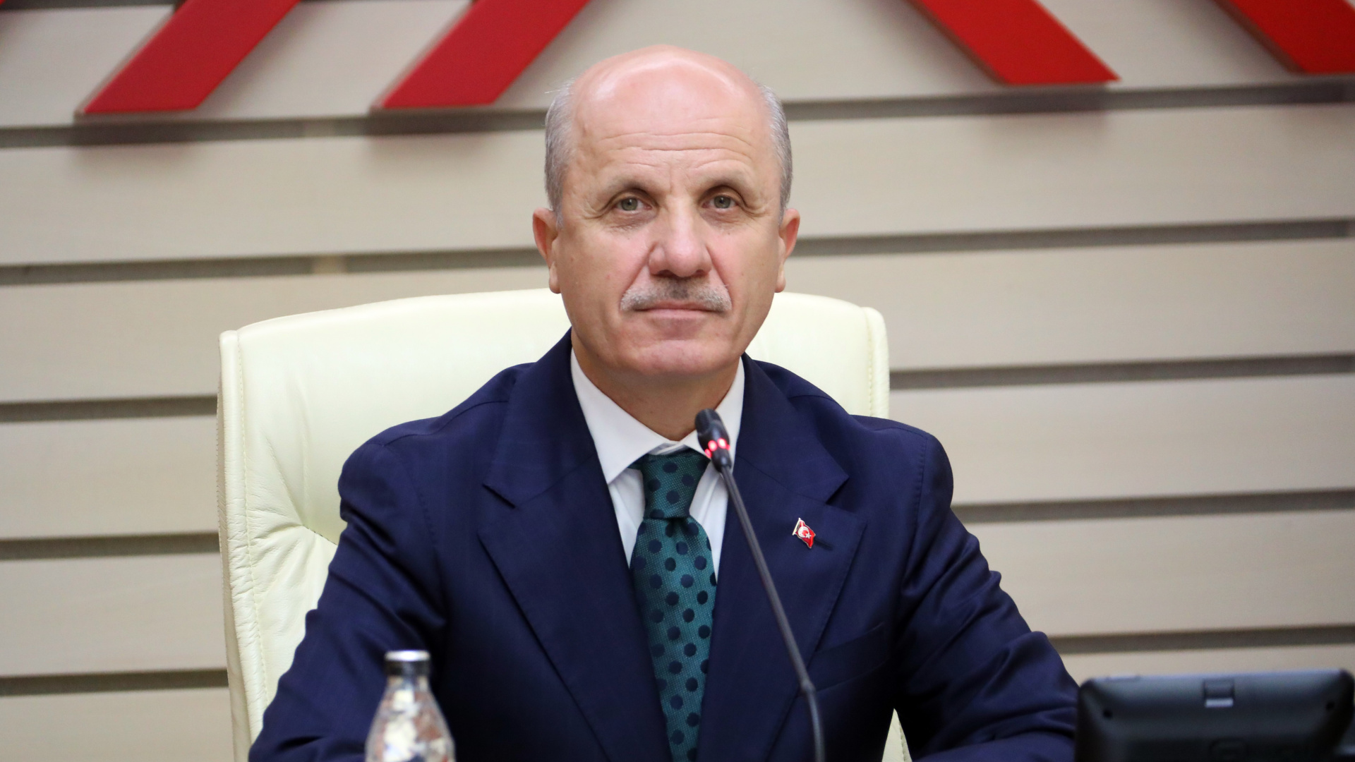 YÖK Başkanı Özvar açıkladı! Bu bölümlerde doluluk oranları yüzde 100