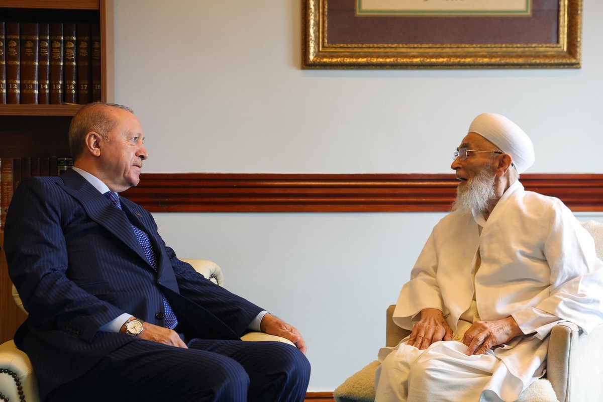 Cumhurbaşkanı Erdoğan'dan hocasına anlamlı ziyaret