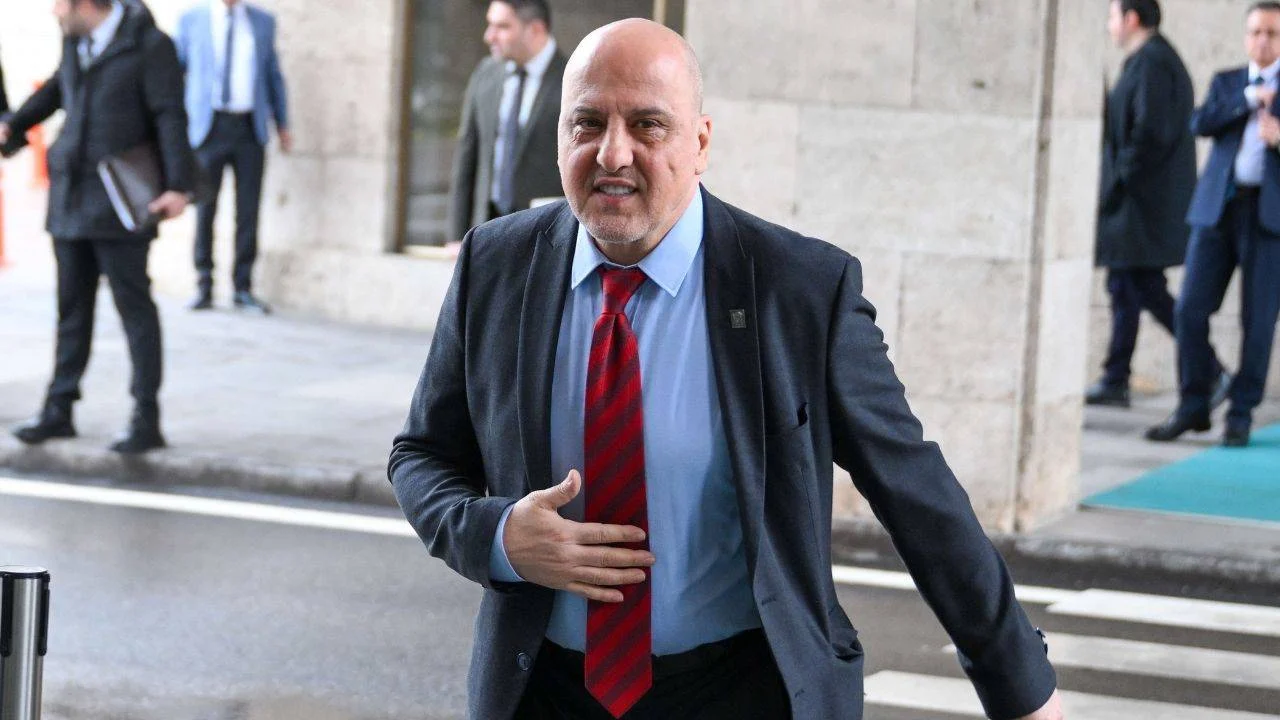 Ahmet Şık hastaneye kaldırıldı: Durumu iyi