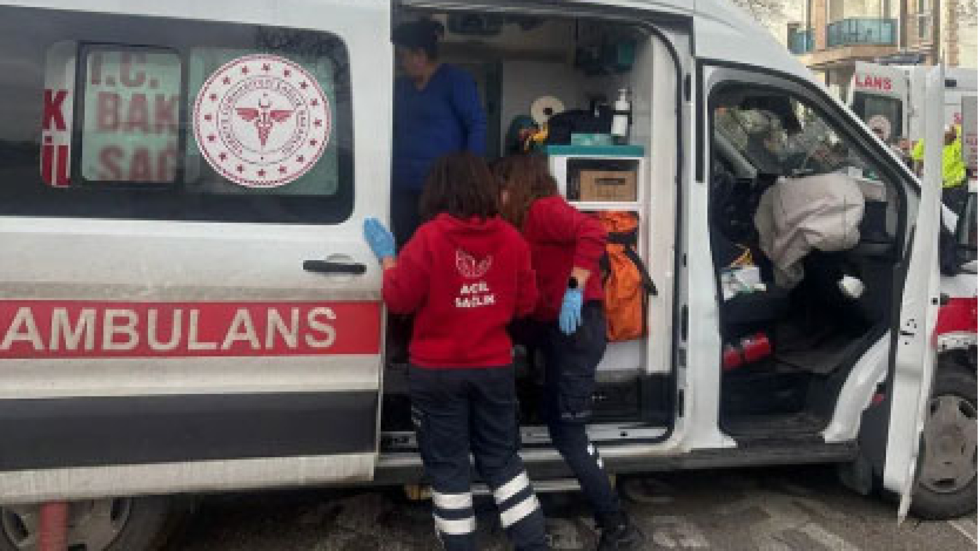 2 çocuk annesini sokakta 'Pompalı' ile katletti!
