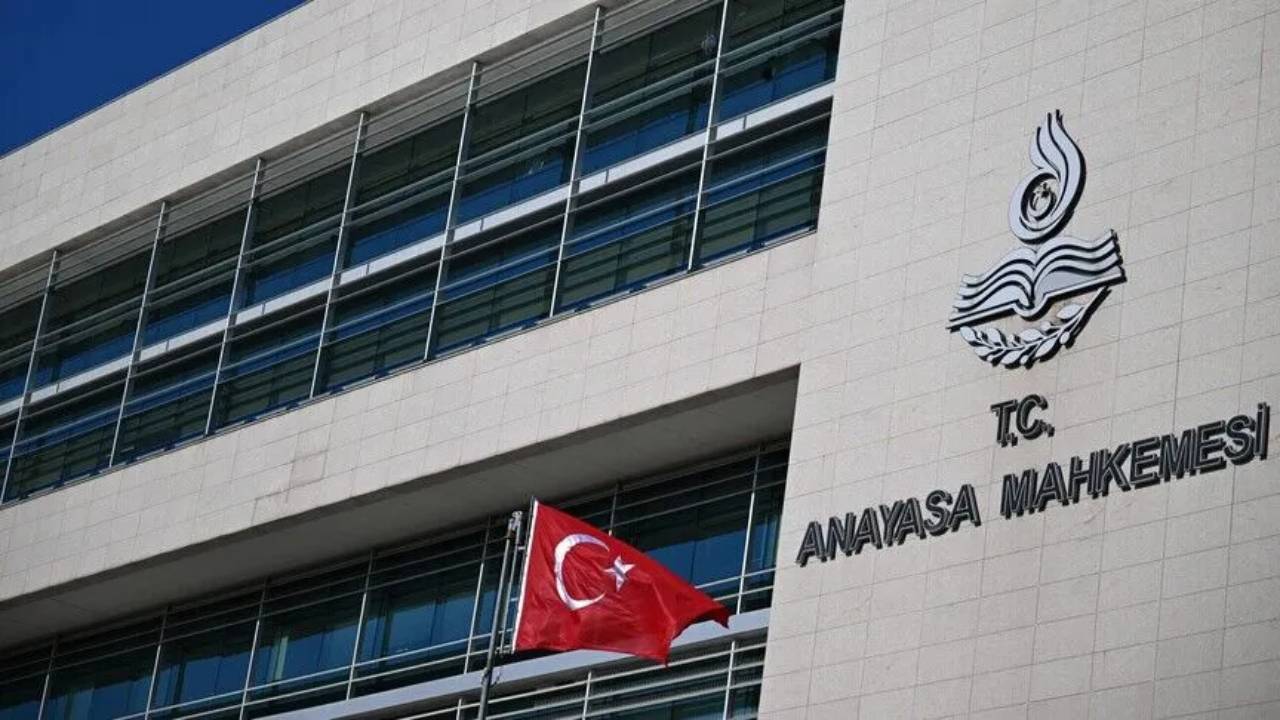 Milyonları ilgilendiriyor: AYM’den dikkat çeken emekli ikramiyesi kararı