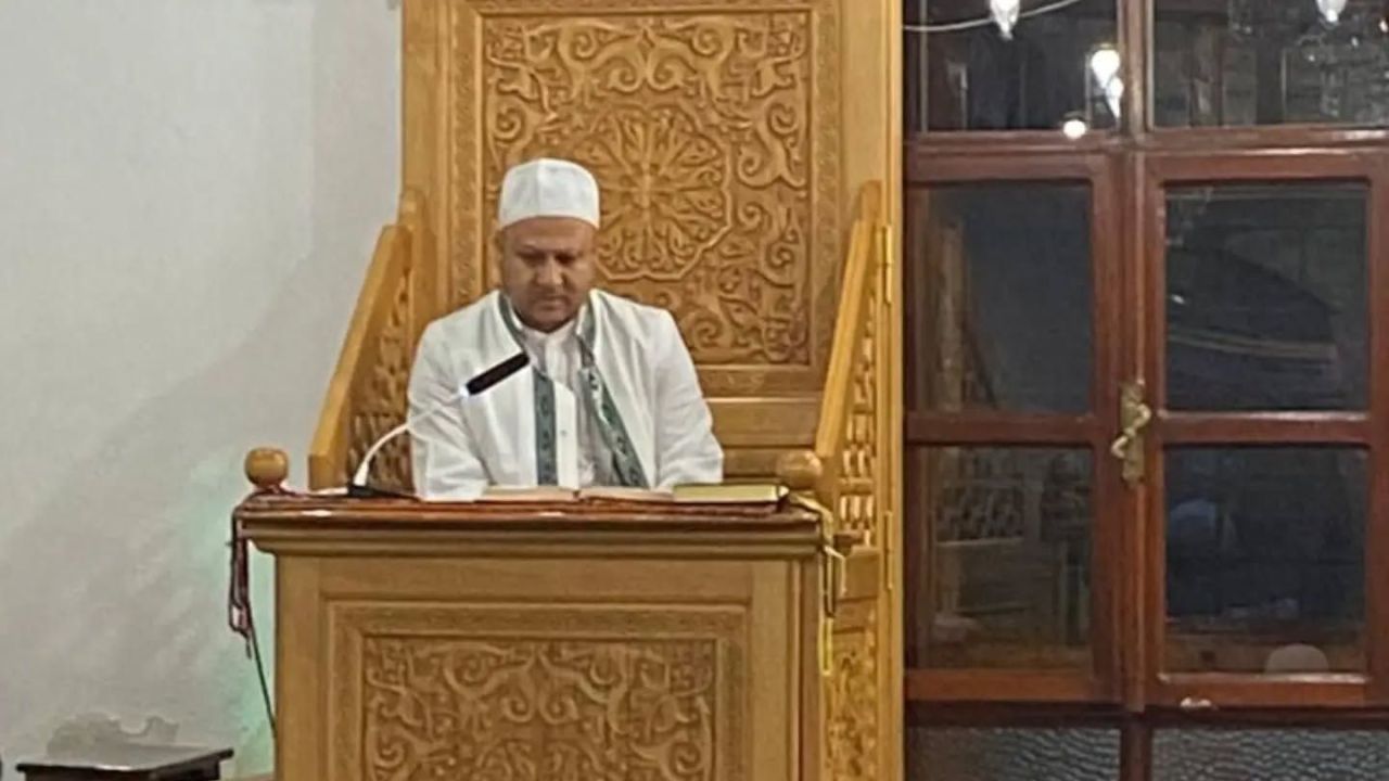 Aktekke Camii’nde Sabah Namazı Buluşması