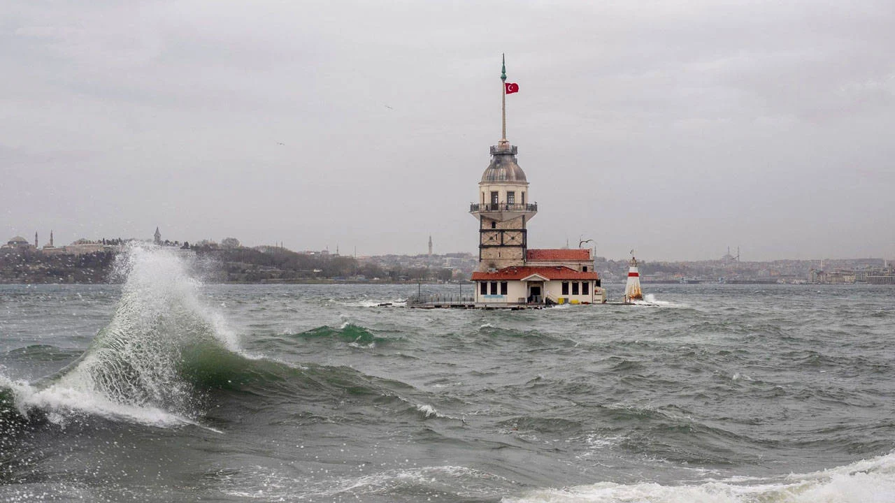 İstanbul Valiliği'nden fırtına uyarısı