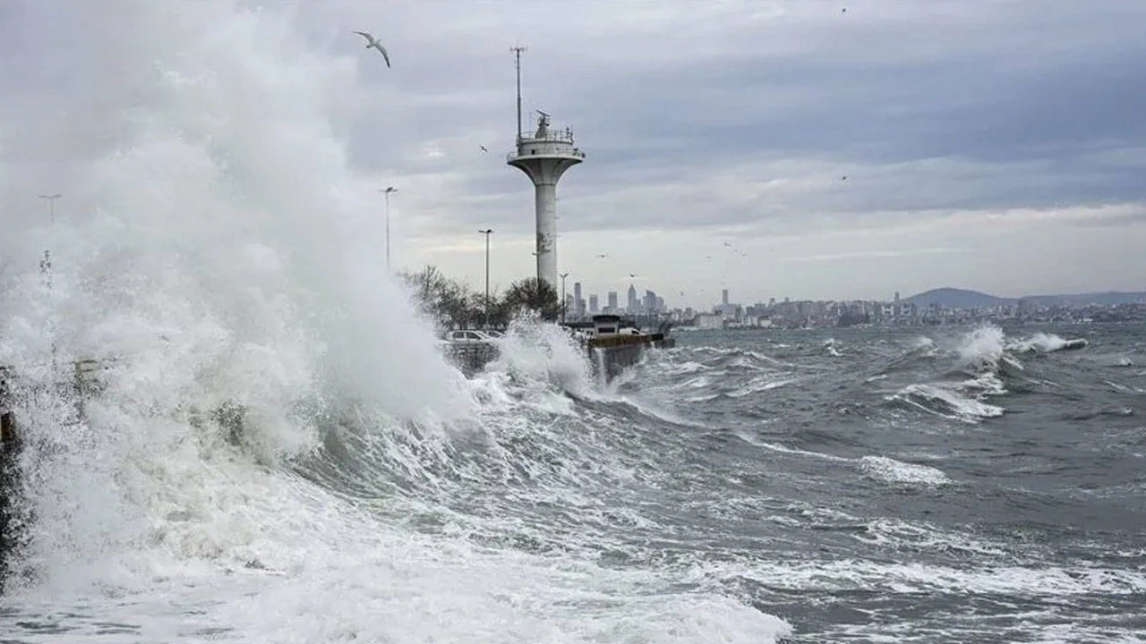 Meteoroloji duyurdu: Doğu Karadeniz için fırtına uyarısı