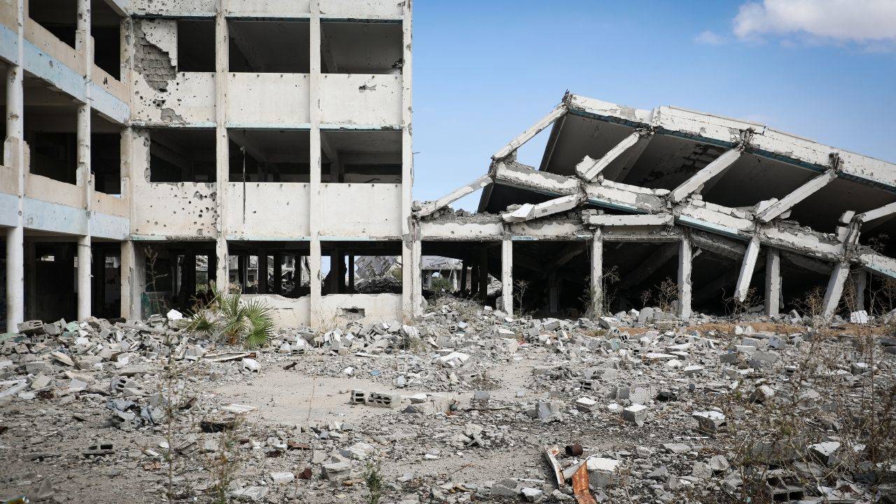 Gazze’de İsrail saldırılarında bilanço ağırlaşıyor: 74 bin 18 can kaybı