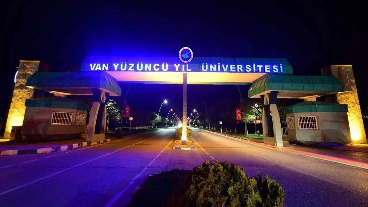 Van YYÜ yurtları Diyanet Vakfı'na devredildi: Sayıştay hukuki dayanak bulamadı