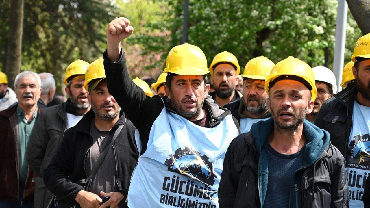Maden işçileri haklarını arıyor: "Ben sağlığımı kaybettim beyefendi hala itibar diyor"