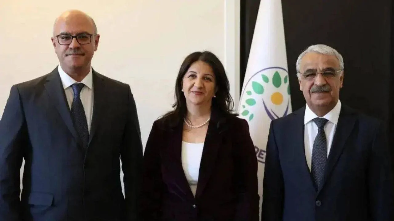 DEM Parti İmralı Heyeti, Abdullah Öcalan ile görüşmek üzere yola çıktı