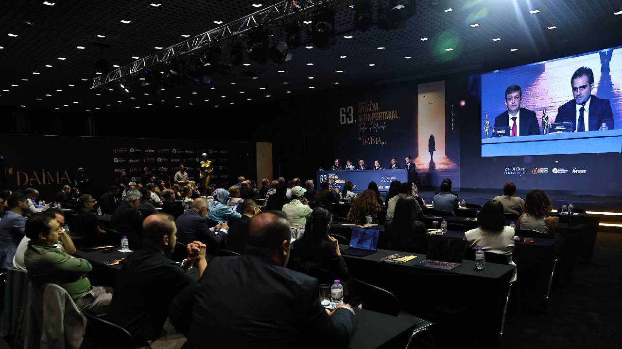 Altın Portakal’da savaşın gölgesindeki sinemaya özel seçki