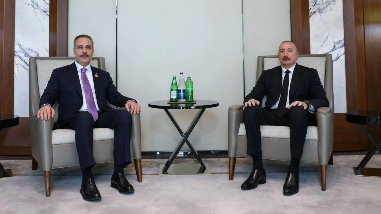 Dışişleri Bakanı Fidan, Bakü'de Aliyev ile görüştü
