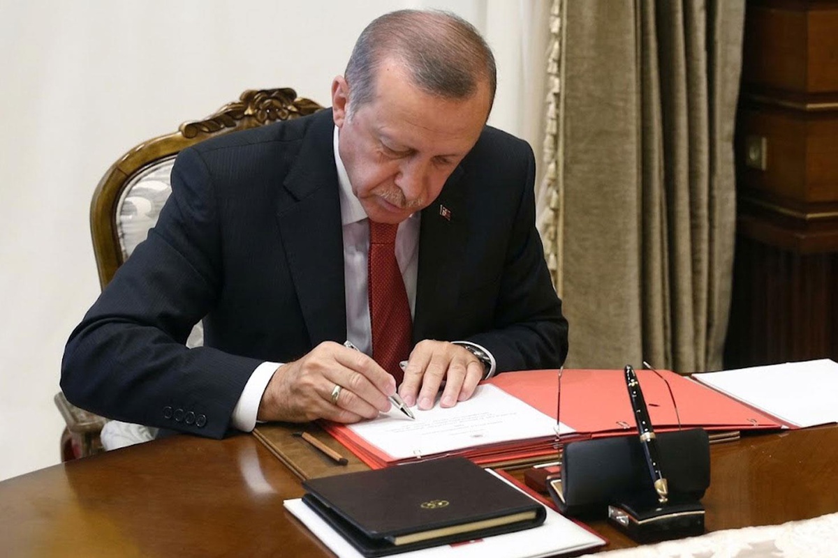 Cumhurbaşkanı Erdoğan'dan 6 bakanlıkta atama ve görevden alma kararları