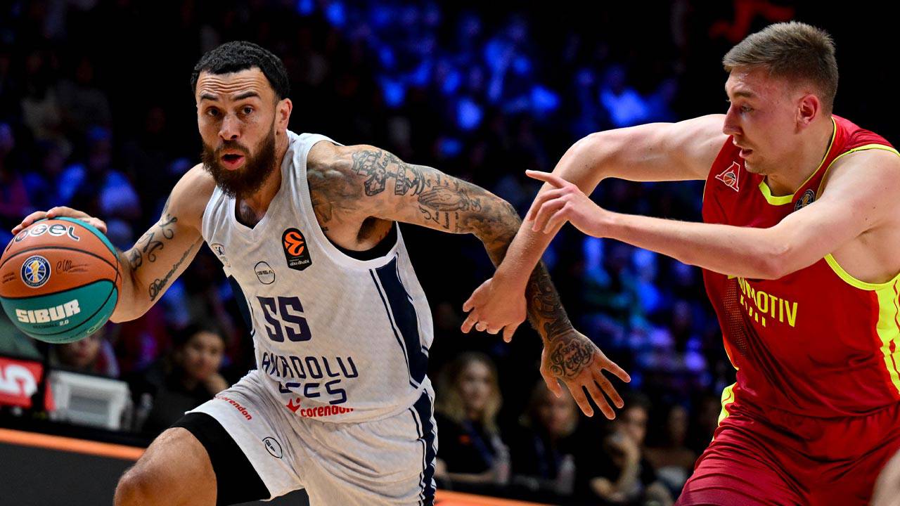 Anadolu Efes sezonu Barcelona karşısında açıyor