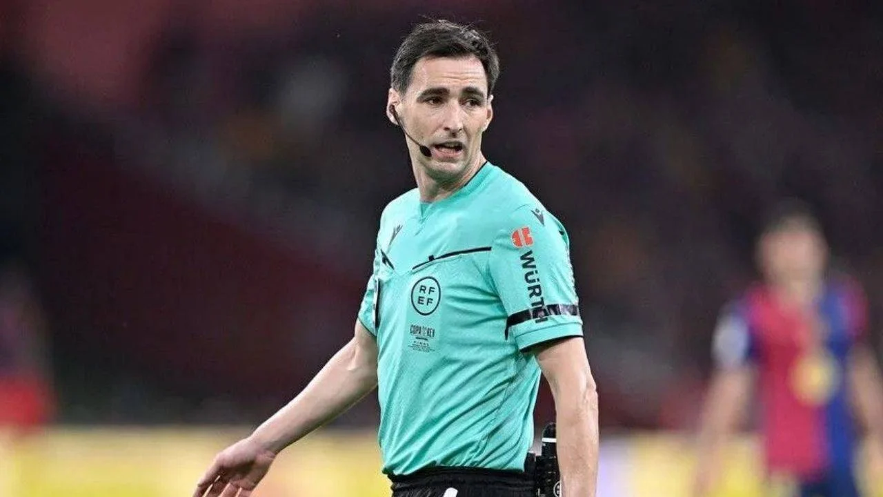Fenerbahçe-Slavia Prag maçının hakemi belli oldu